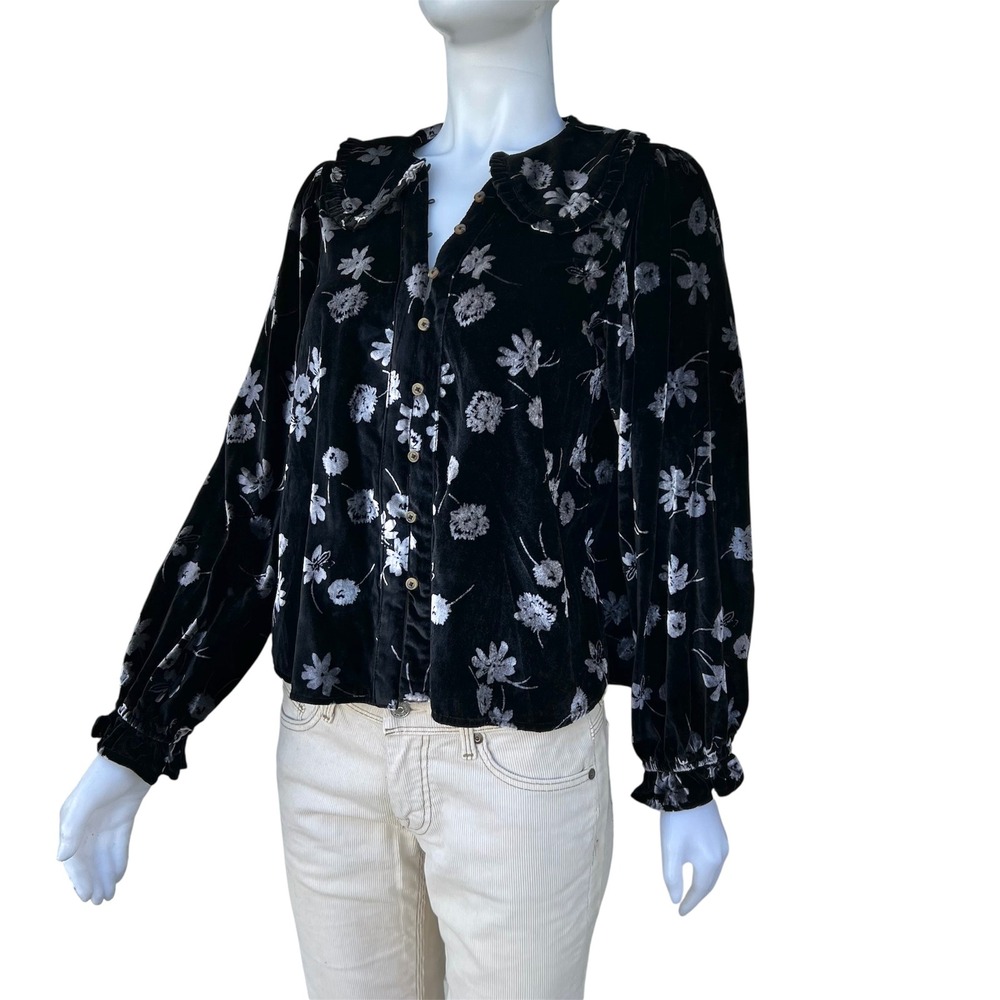 Pilcro Anthropologie Keira Velvet Burnout Blouse Black Witchy Peter Pan Collar M - Picture 11 of 17